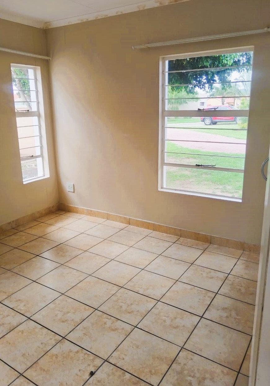 2 Bedroom Property for Sale in Brits North West